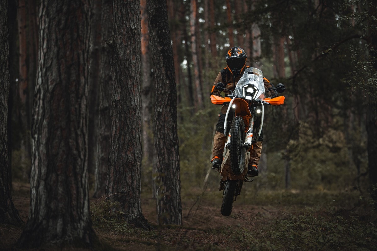 KTM 390 Adventure 2025: le adventure per tutti